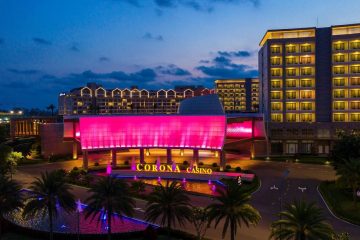 Corona Casino tại Phú Quốc là casino đầu tiên thí điểm cho người Việt Nam vào chơi. Ảnh minh hoạ: DNCC.